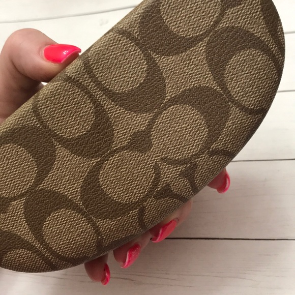 Coach monogram hard sunglasses case & cloth - Picture 4 of 6
